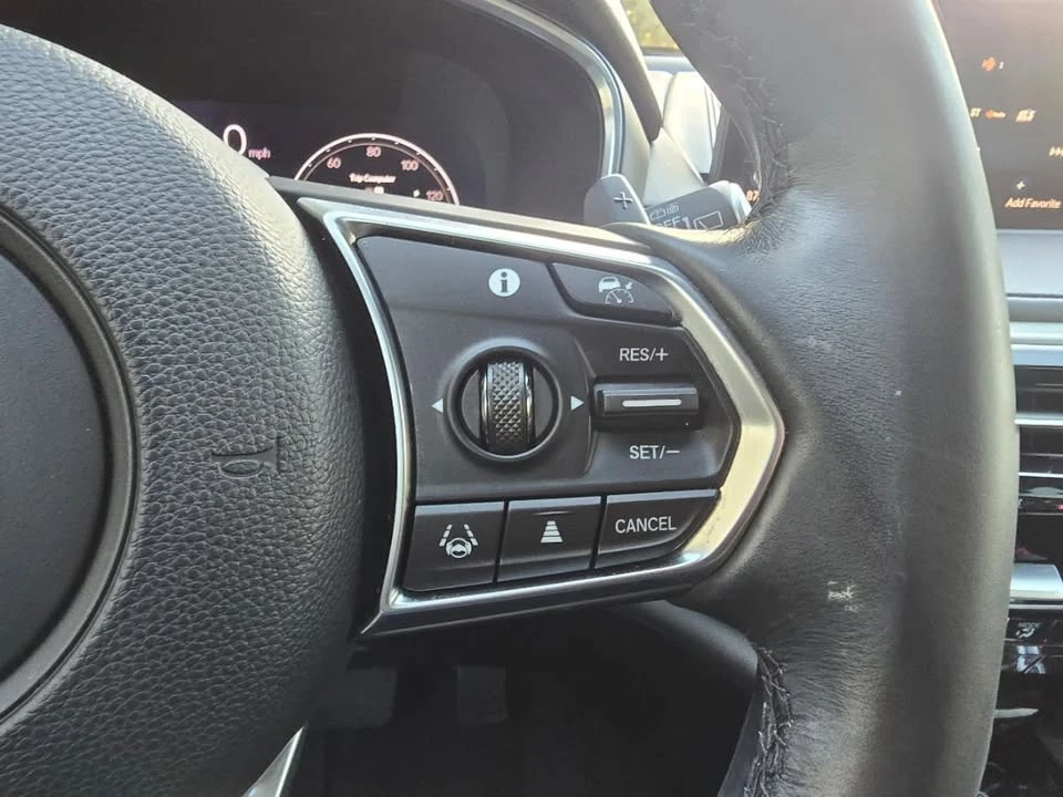 2023 Acura MDX 4th Gen - Image 12 of 18