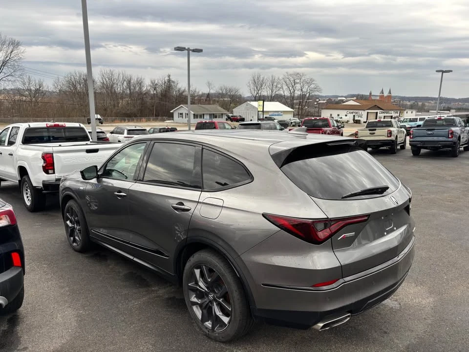 2023 Acura MDX 4th Gen - Image 2 of 9