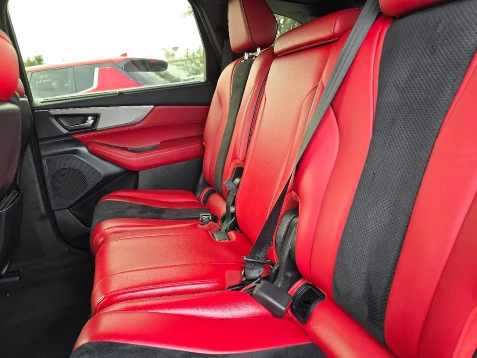 2023 Acura MDX 4th Gen - Image 11 of 20