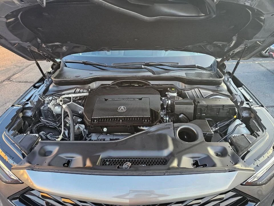 2023 Acura MDX 4th Gen - Image 9 of 17