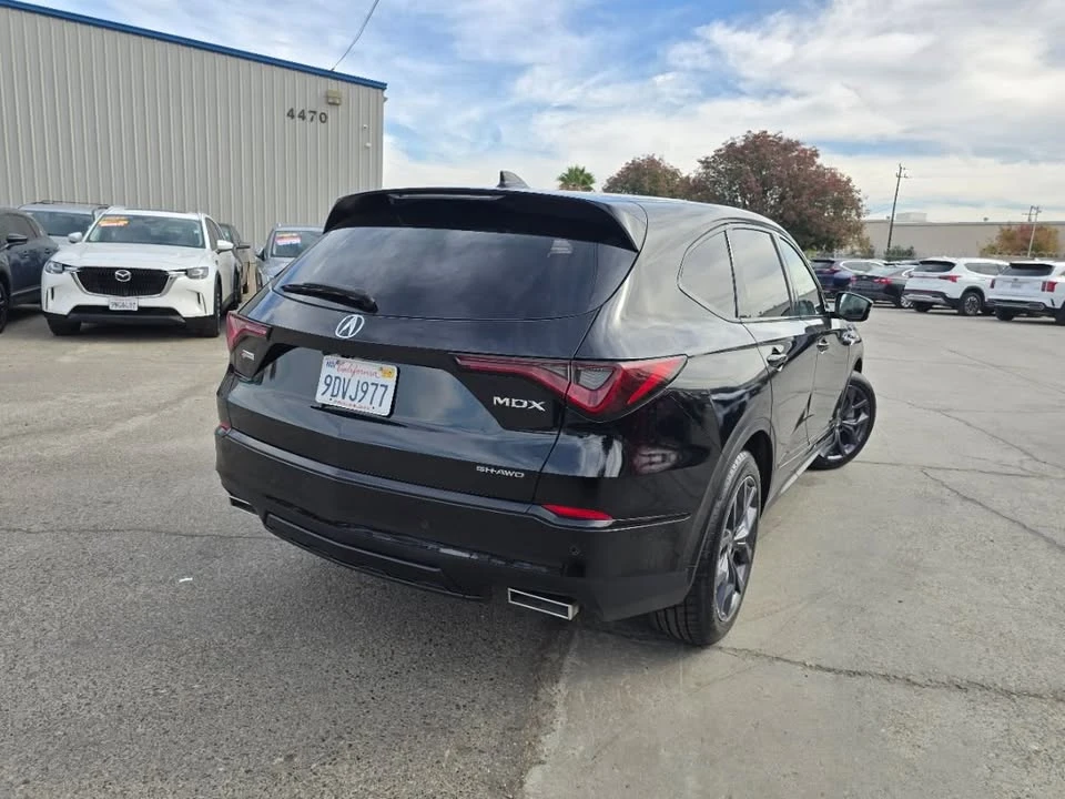 2023 Acura MDX 4th Gen - Image 15 of 20