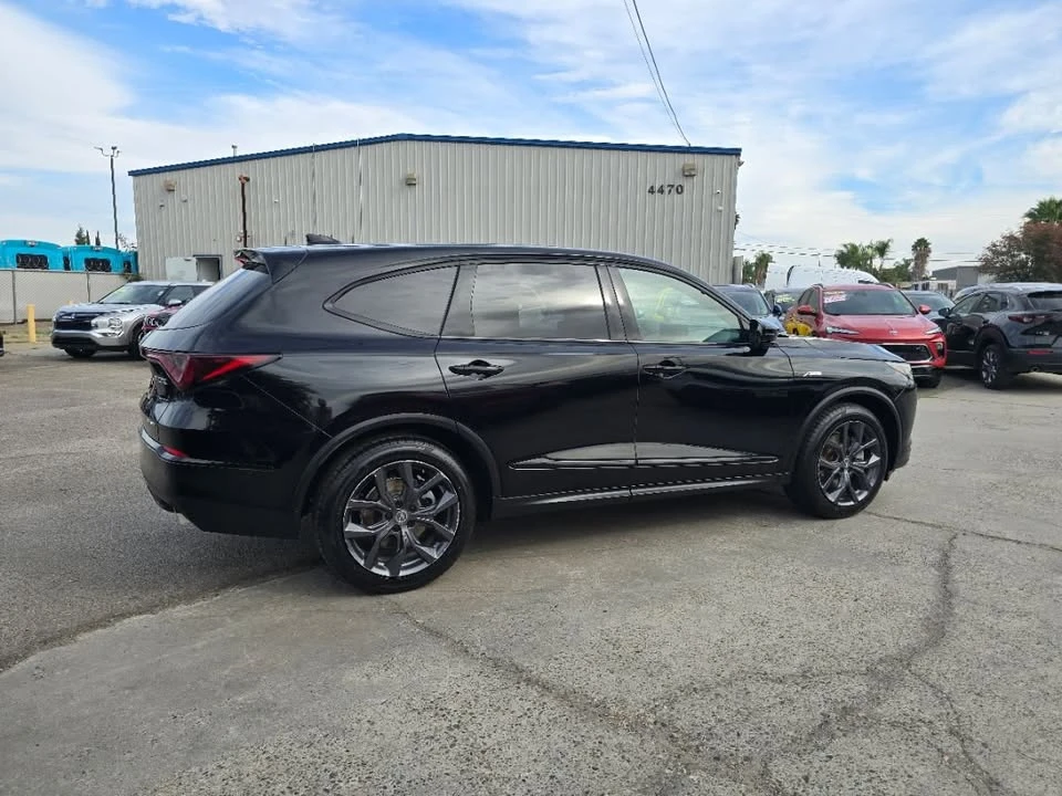 2023 Acura MDX 4th Gen - Image 14 of 20