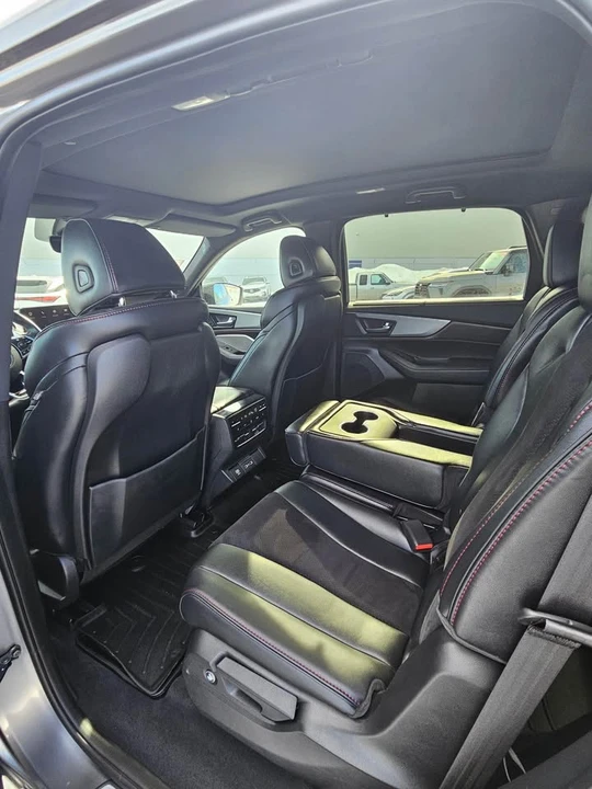 2023 Acura MDX 4th Gen - Image 9 of 11