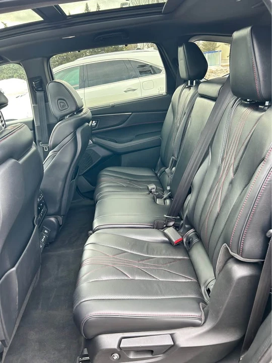 2023 Acura MDX 4th Gen - Image 8 of 12