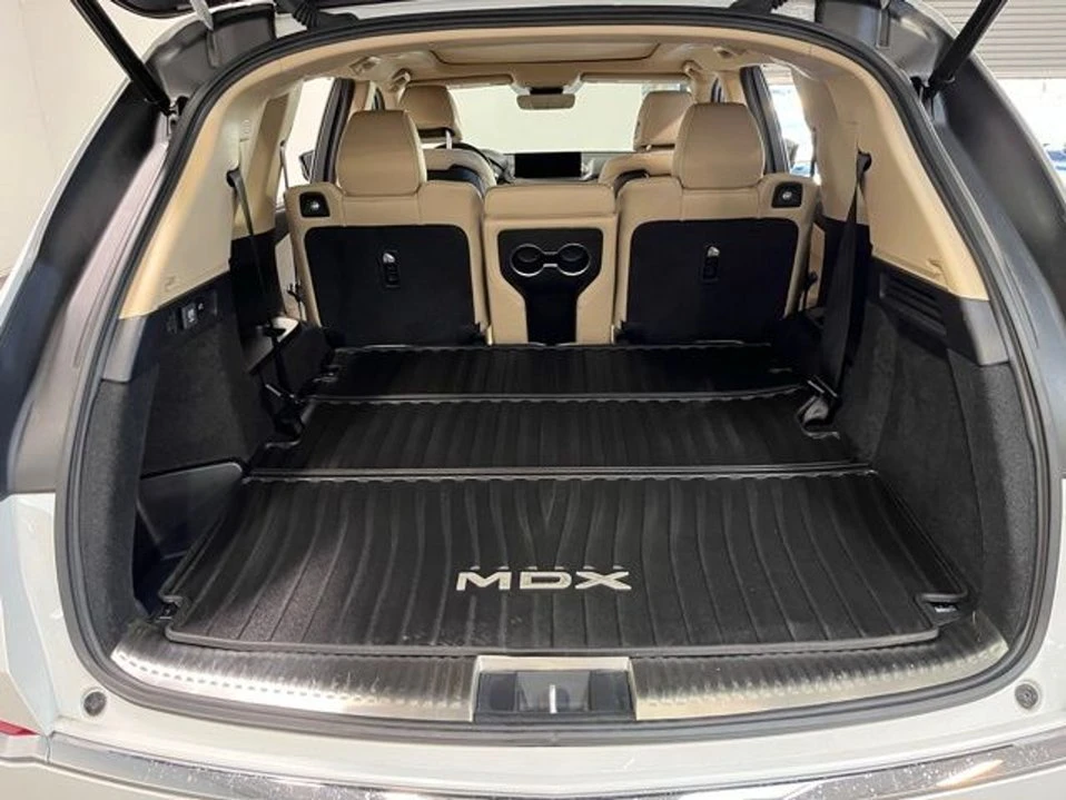 2023 Acura MDX 4th Gen - Image 15 of 20