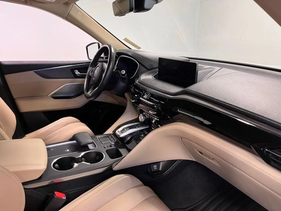 2023 Acura MDX 4th Gen - Image 10 of 20
