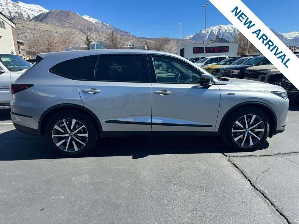 2023 Acura MDX 4th Gen - Image 8 of 20