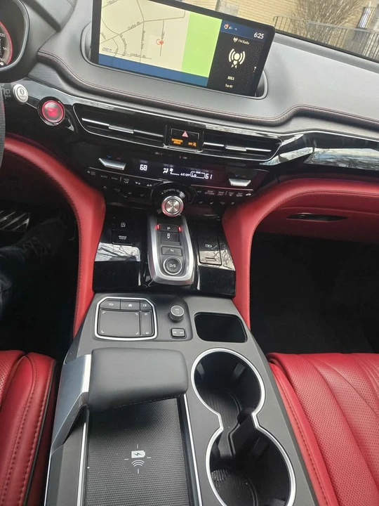 2023 Acura MDX 4th Gen - Image 13 of 16