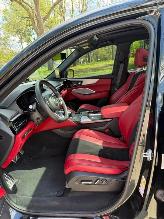 2023 Acura MDX 4th Gen - Image 8 of 14
