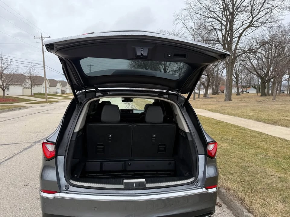 2023 Acura MDX 4th Gen - Image 11 of 20