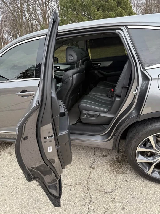 2023 Acura MDX 4th Gen - Image 12 of 20