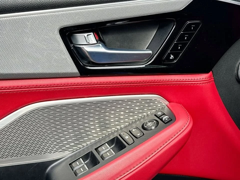 2023 Acura MDX 4th Gen - Image 13 of 20