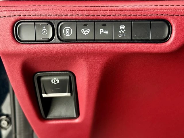 2023 Acura MDX 4th Gen - Image 13 of 20