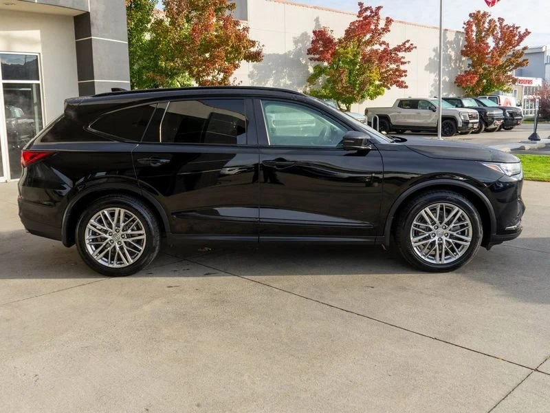 2023 Acura MDX 4th Gen - Image 6 of 18