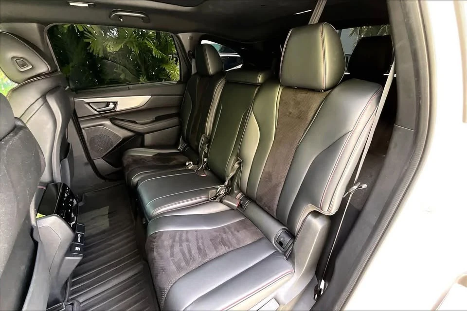 2023 Acura MDX 4th Gen - Image 12 of 12