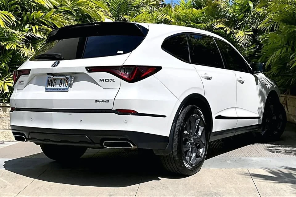 2023 Acura MDX 4th Gen - Image 4 of 12