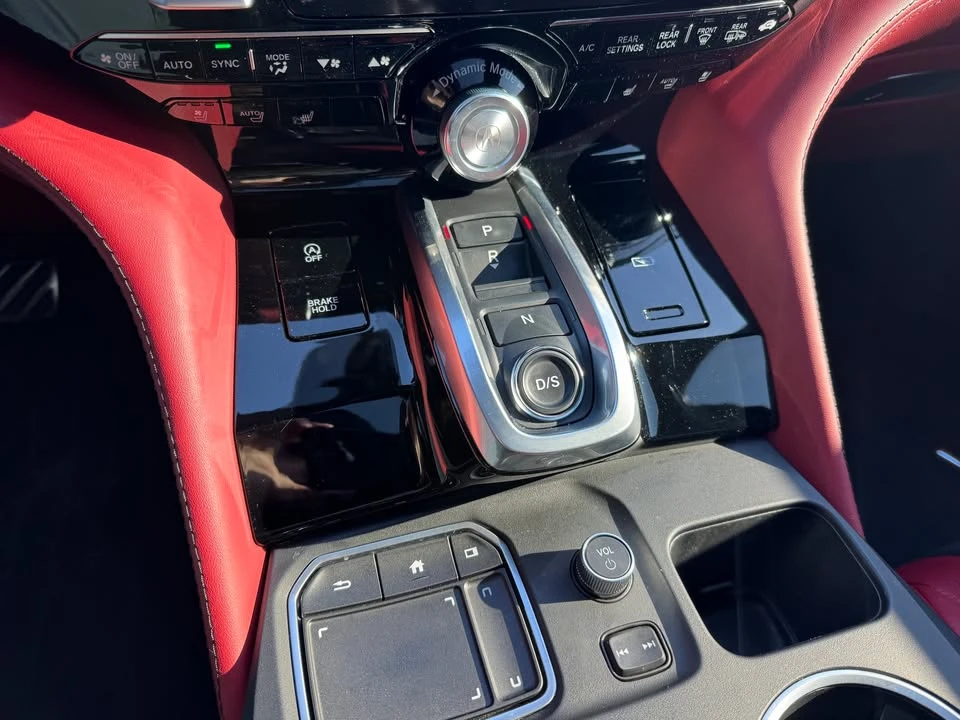 2023 Acura MDX 4th Gen - Image 15 of 20