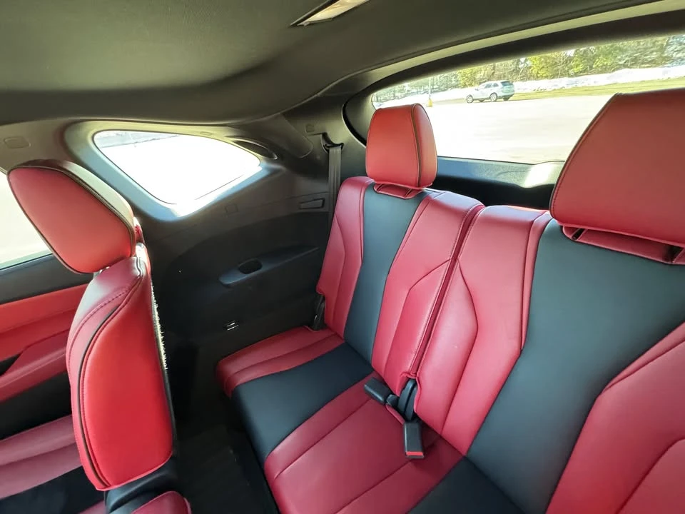2023 Acura MDX 4th Gen - Image 9 of 20