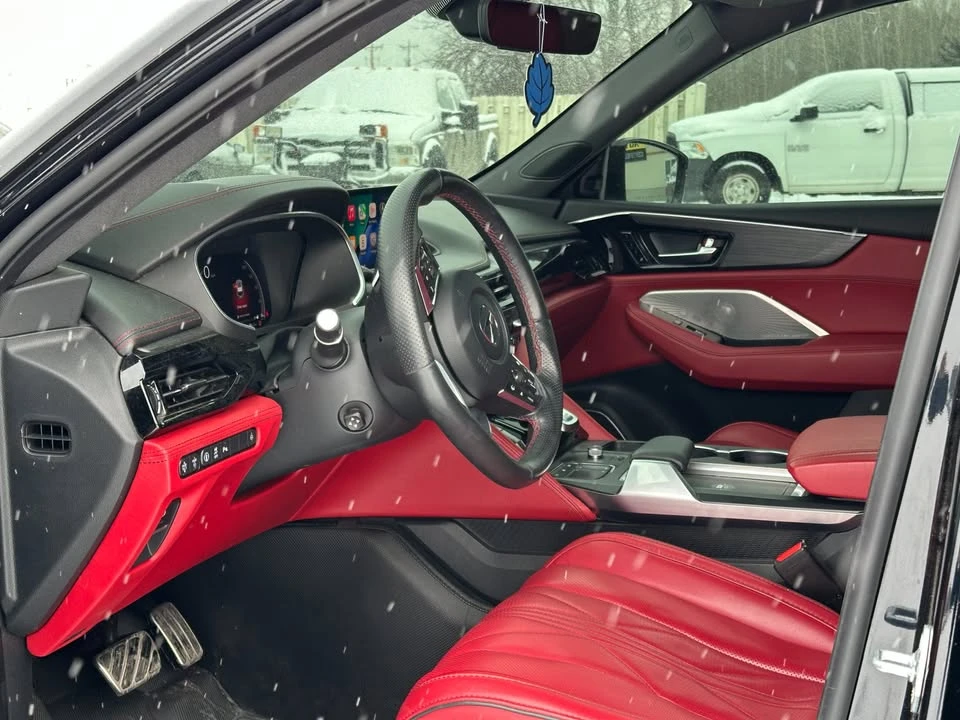 2023 Acura MDX 4th Gen - Image 9 of 20