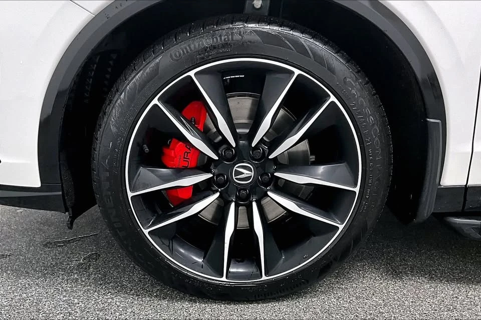 2023 Acura MDX 4th Gen - Image 14 of 17