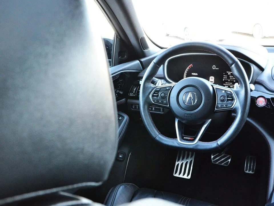 2023 Acura MDX 4th Gen - Image 15 of 20