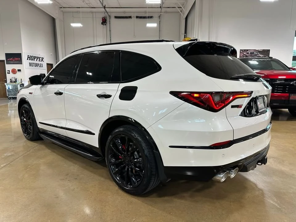 2023 Acura MDX 4th Gen - Image 3 of 20
