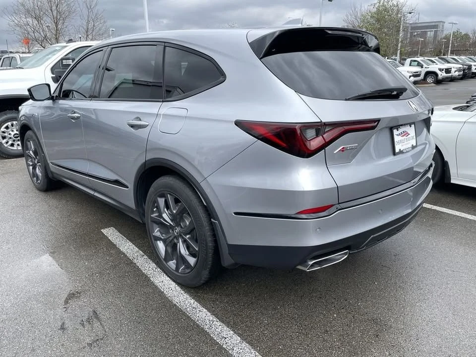 2023 Acura MDX 4th Gen - Image 2 of 15