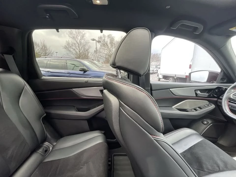 2023 Acura MDX 4th Gen - Image 9 of 15