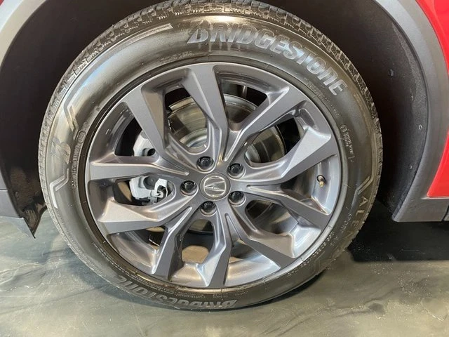 2023 Acura MDX 4th Gen - Image 10 of 20