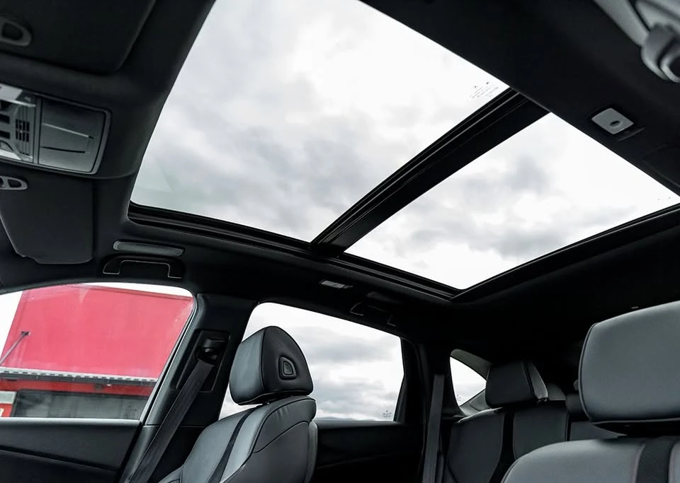 2023 Acura RDX 3rd Gen - Image 9 of 9