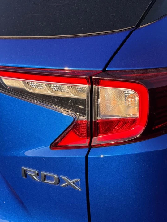 2023 Acura RDX 3rd Gen - Image 8 of 20