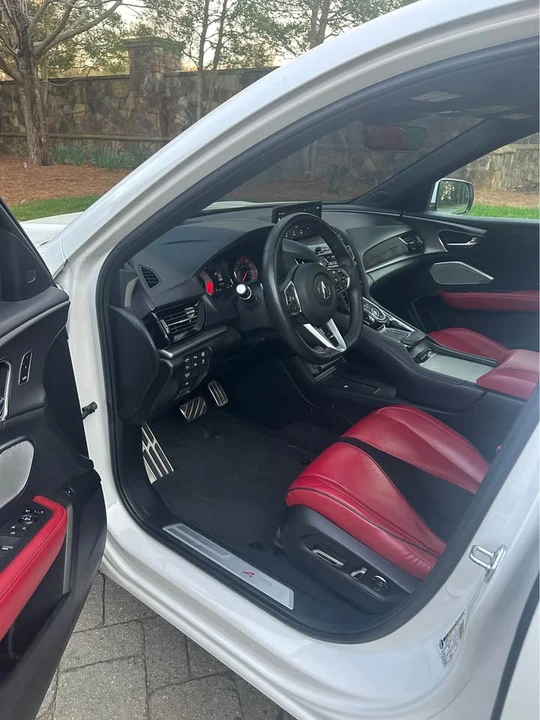 2023 Acura RDX 3rd Gen - Image 10 of 16