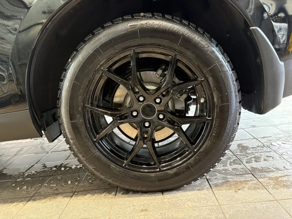 2023 Acura RDX 3rd Gen - Image 9 of 20