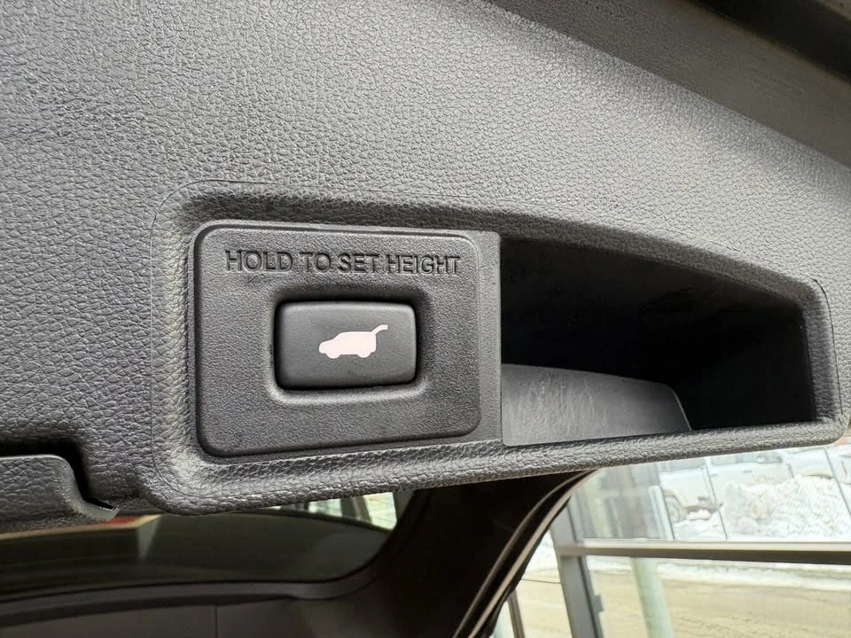 2023 Acura RDX 3rd Gen - Image 14 of 20