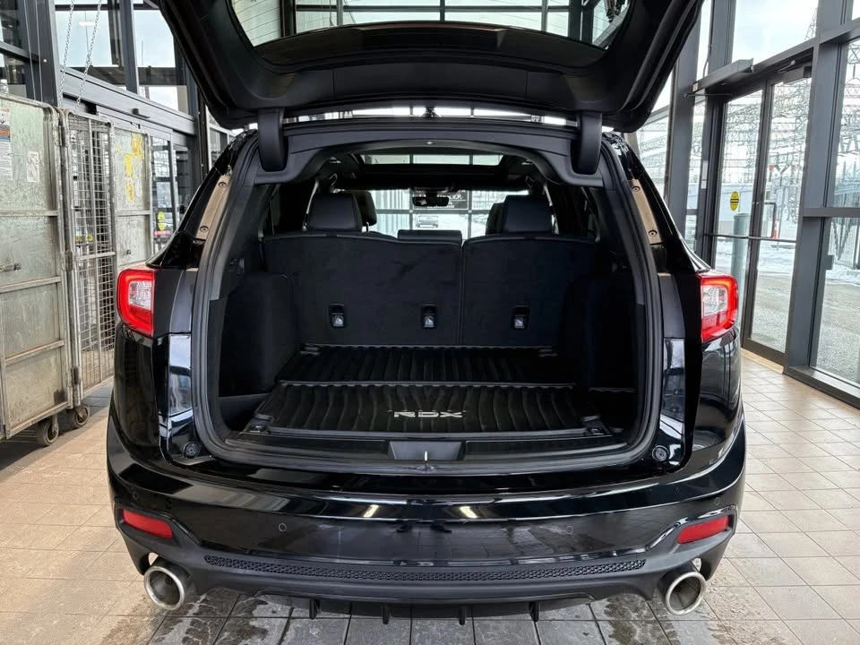 2023 Acura RDX 3rd Gen - Image 13 of 20