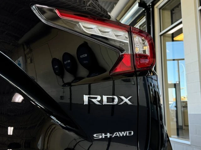 2023 Acura RDX 3rd Gen - Image 9 of 20