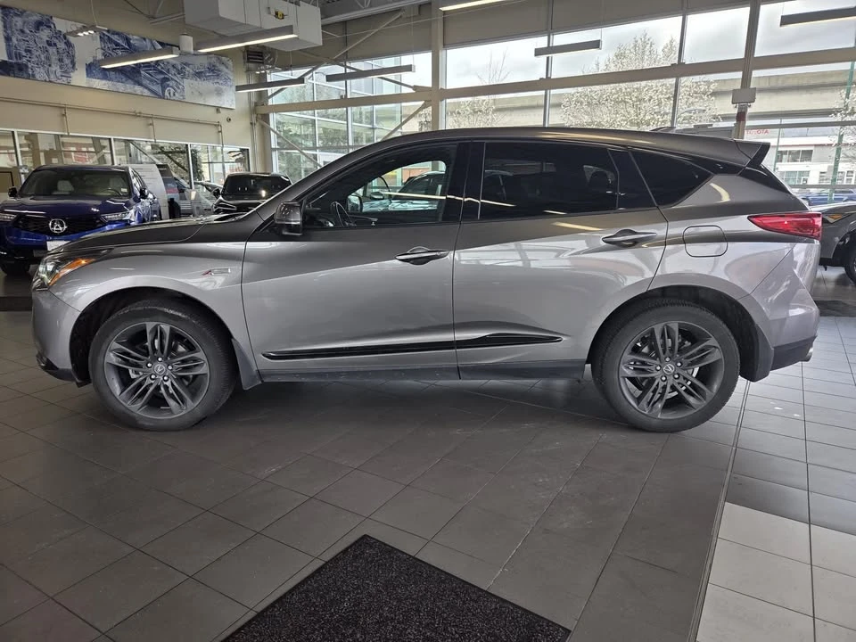 2023 Acura RDX 3rd Gen - Image 2 of 7