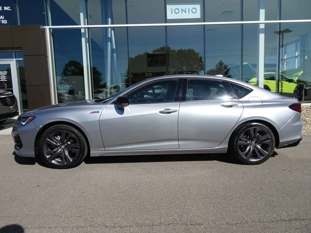 2023 Acura TLX 2nd Gen - Image 2 of 20