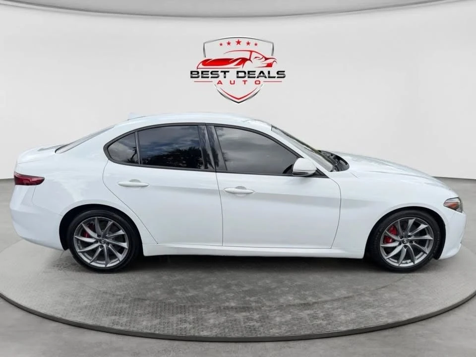 2023 Alfa Romeo Giulia - Image 6 of 20