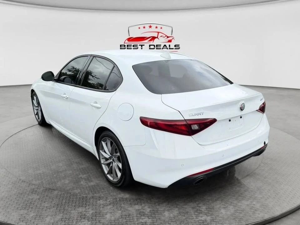 2023 Alfa Romeo Giulia - Image 3 of 20