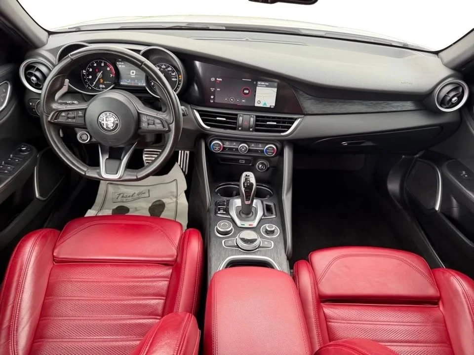 2023 Alfa Romeo Giulia - Image 12 of 20
