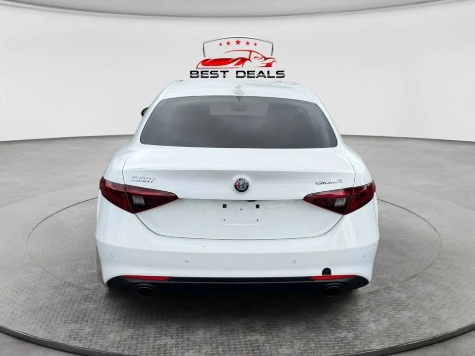2023 Alfa Romeo Giulia - Image 4 of 20
