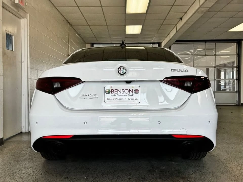 2023 Alfa Romeo Giulia - Image 3 of 16
