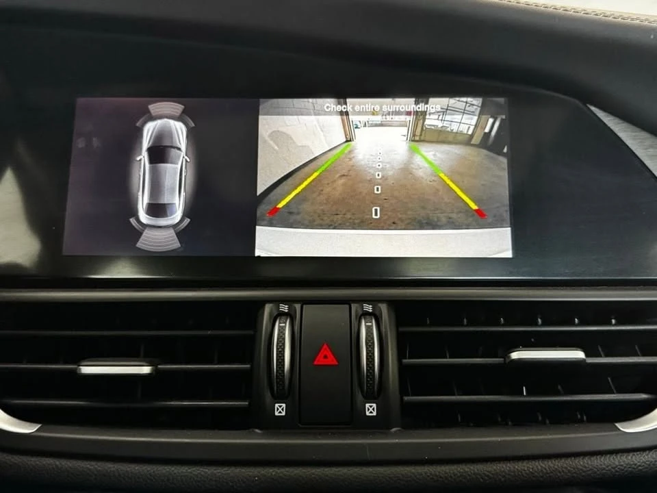 2023 Alfa Romeo Giulia - Image 14 of 16