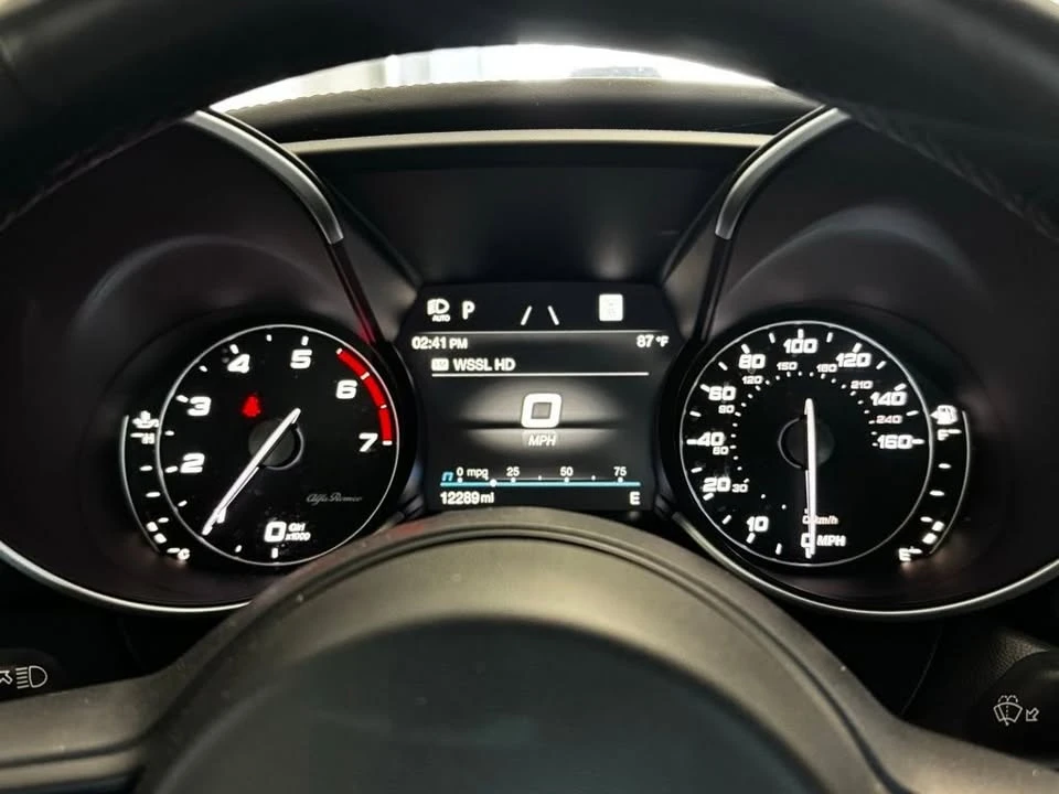 2023 Alfa Romeo Giulia - Image 10 of 16