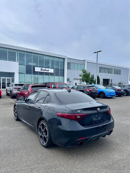2023 Alfa Romeo Giulia - Image 4 of 7