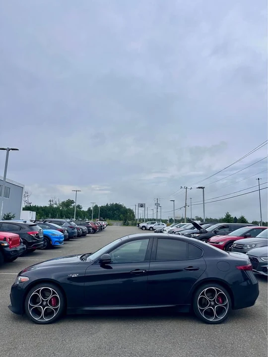 2023 Alfa Romeo Giulia - Image 3 of 7