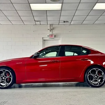 2023 Alfa Romeo Giulia Veloce