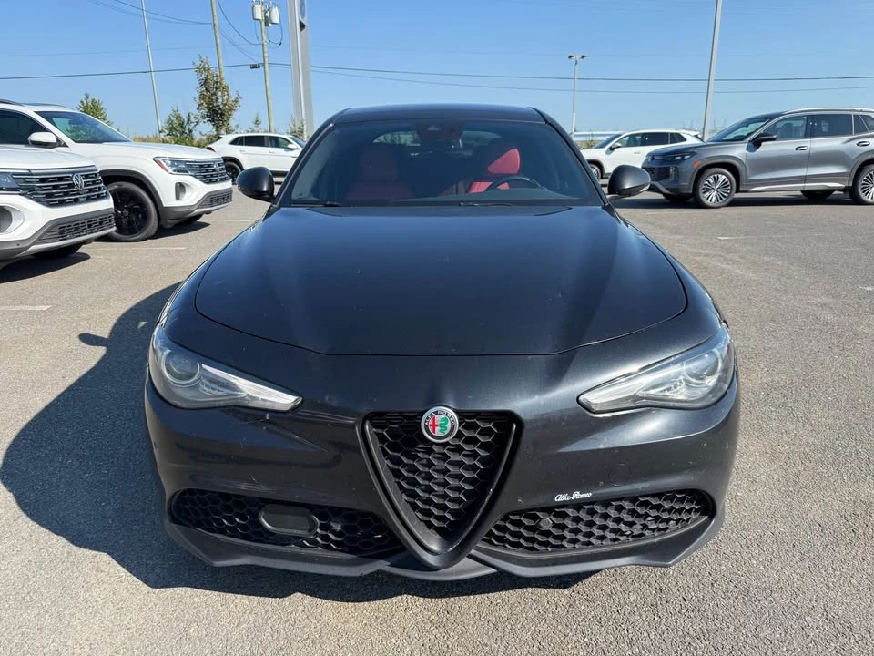 2023 Alfa Romeo Giulia - Image 2 of 12