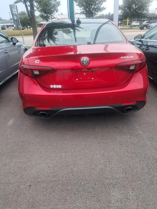 2023 Alfa Romeo Giulia - Image 4 of 5